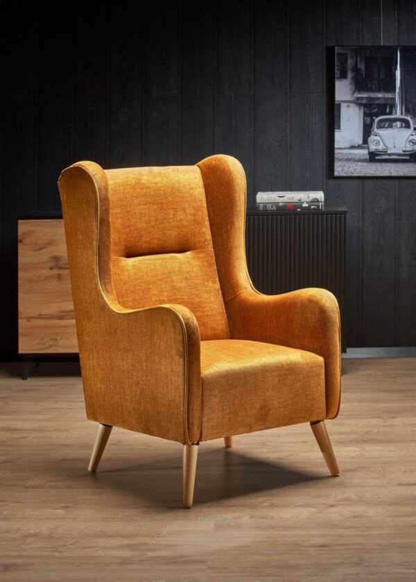 Poltrona Chester in colore miele/legno naturale - H114 cm