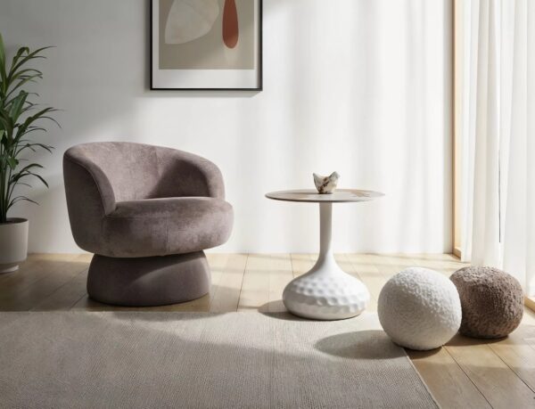 Poltrona Cosmic Raven in tessuto beige scuro Raven 30 con base girevole a 360° – 68x75x70 cm
