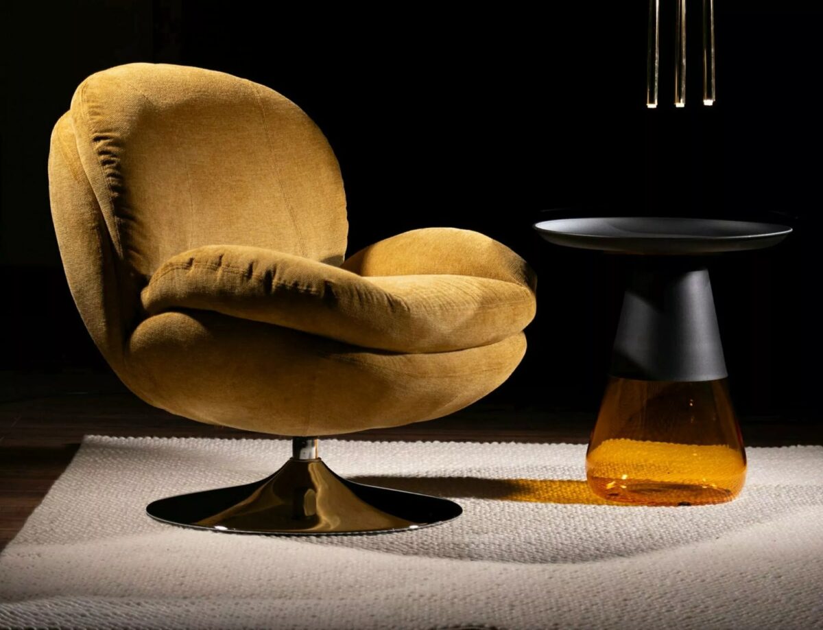 Poltrona Brigitte Brego in tessuto curry Brego con struttura in metallo cromato e seduta girevole – 77x87x83 cm - immagine 6