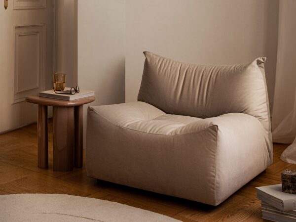 Poltrona Tove in velluto – 83x97x70 cm
